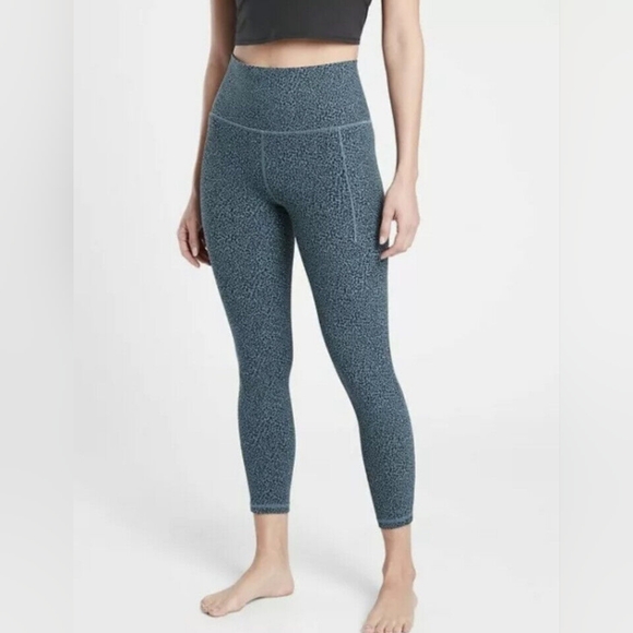 Athleta Salutation Stash II Textured Tight L Petite Micro Cheetah Blue Navy - Picture 1 of 8